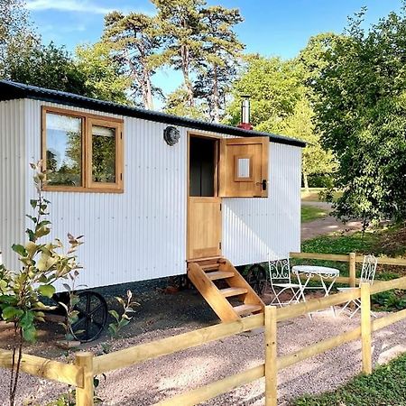 Callow The Hereford Hut, Charming 1 Bedroom Shepherds Hut מראה חיצוני תמונה